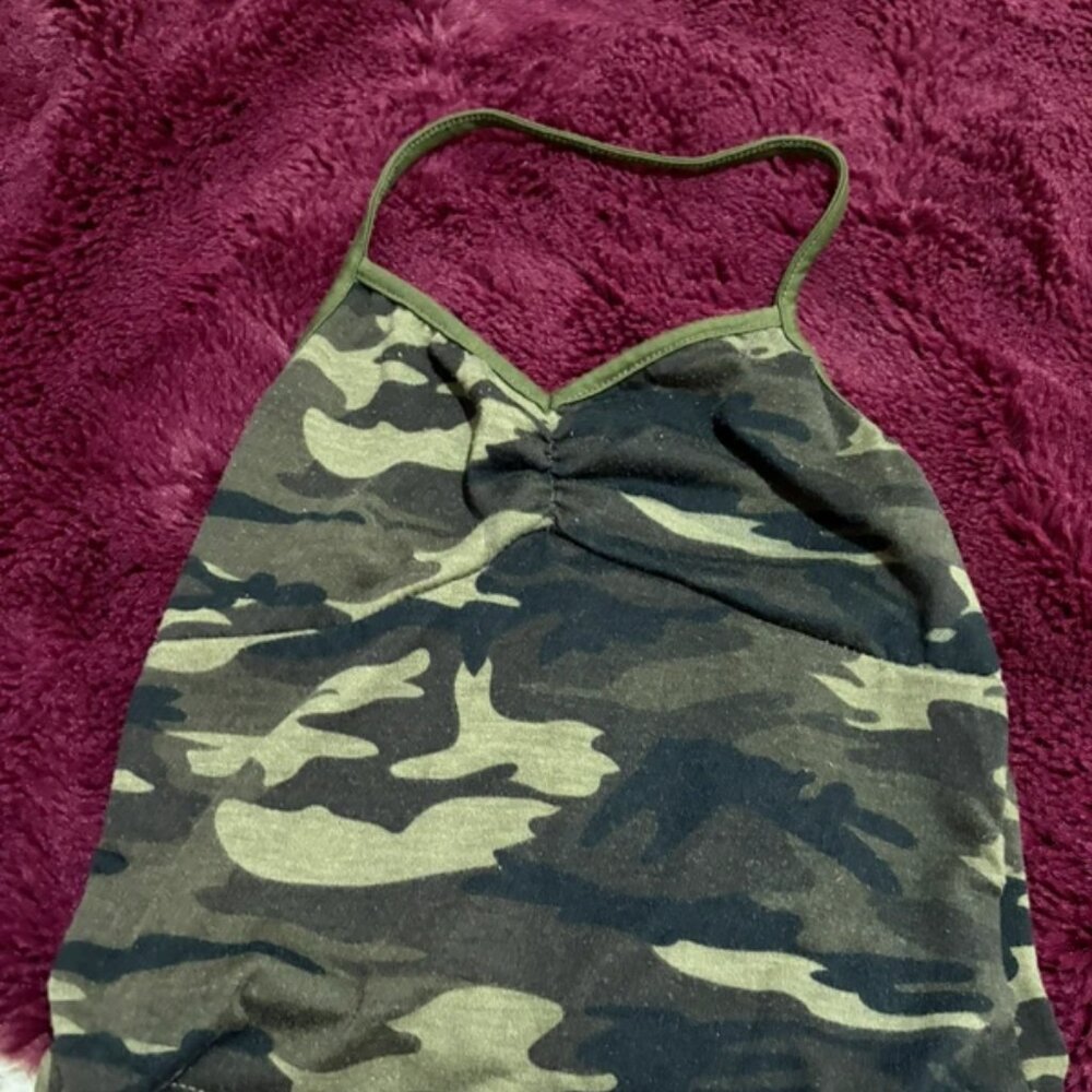 camo top